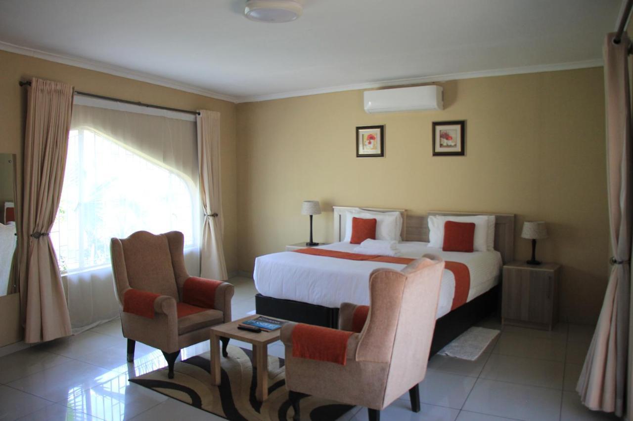 Bridgeville Guest House Gaborone Ngoại thất bức ảnh