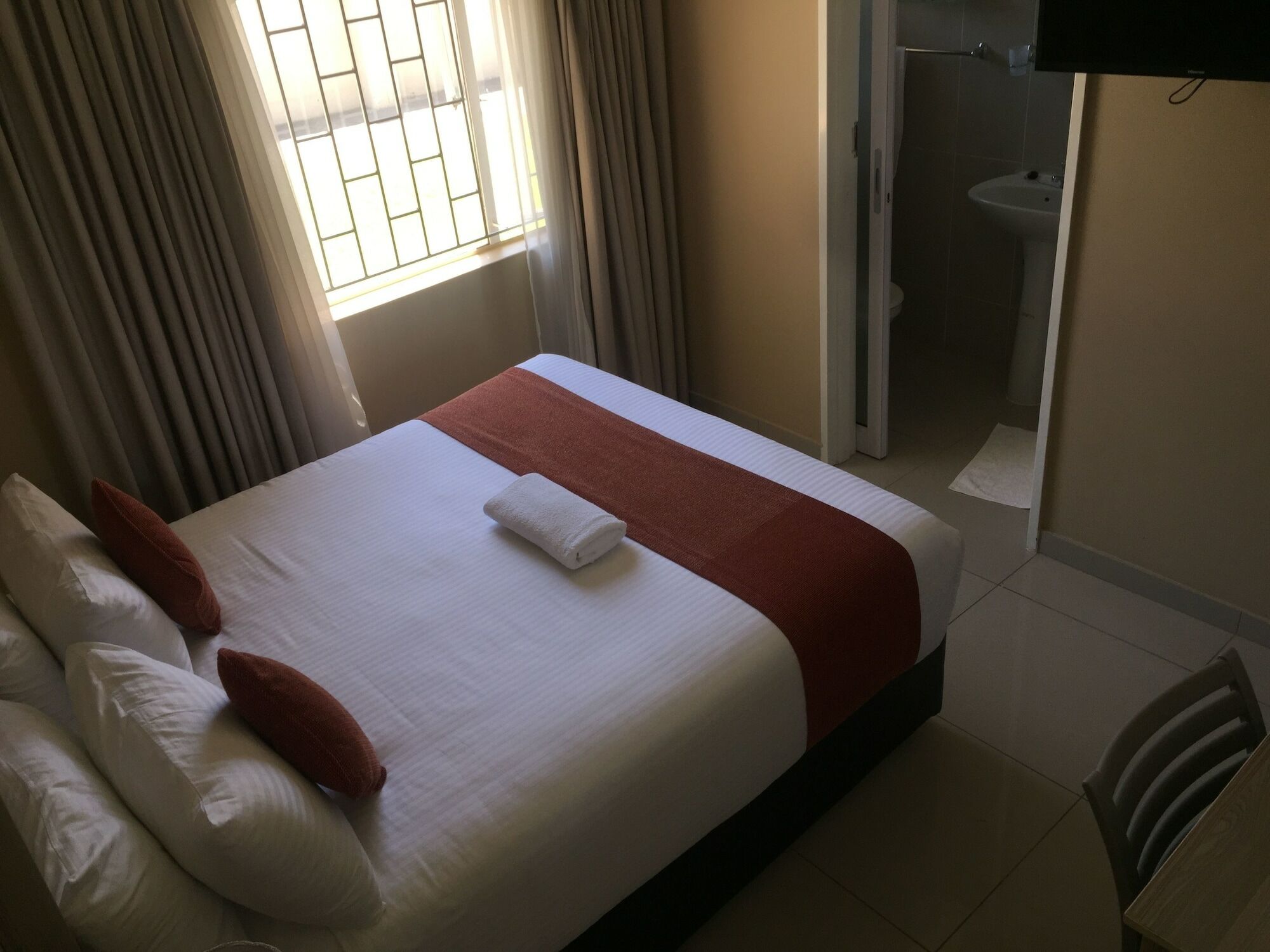 Bridgeville Guest House Gaborone Ngoại thất bức ảnh